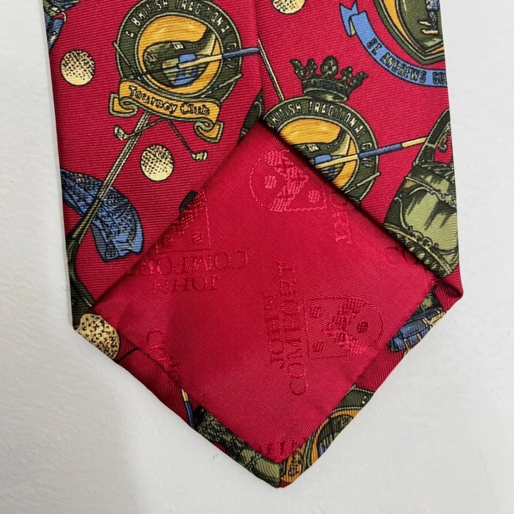 Vintage John Comfort Silk Tie Red Golf Theme Made in England 3.5"x57" - Picture 5 of 7
